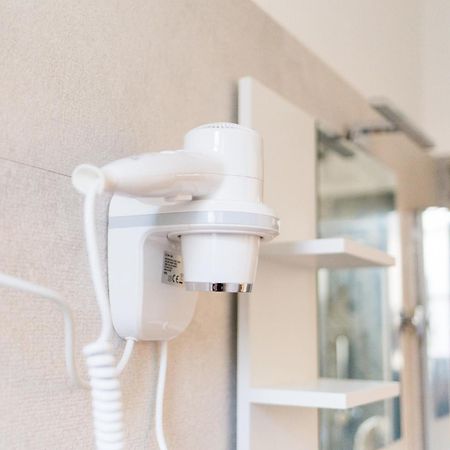 Drooms 4,0 Domotic Smart Self 24H,7 Vicino Treni Porta Susa E Centro Storico Torino Dış mekan fotoğraf
