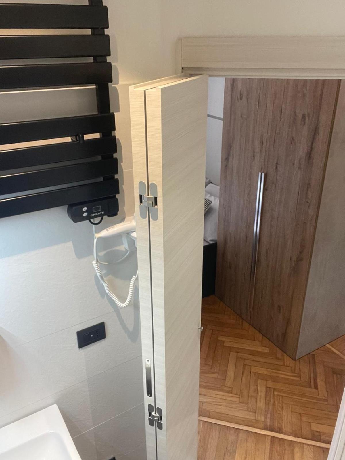 Drooms 4,0 Domotic Smart Self 24H,7 Vicino Treni Porta Susa E Centro Storico Torino Dış mekan fotoğraf