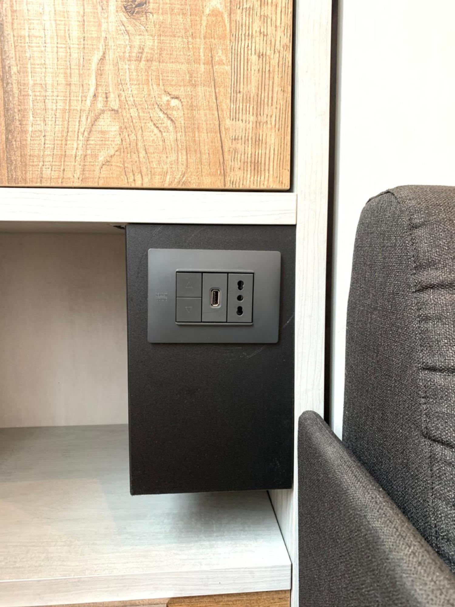 Drooms 4,0 Domotic Smart Self 24H,7 Vicino Treni Porta Susa E Centro Storico Torino Dış mekan fotoğraf