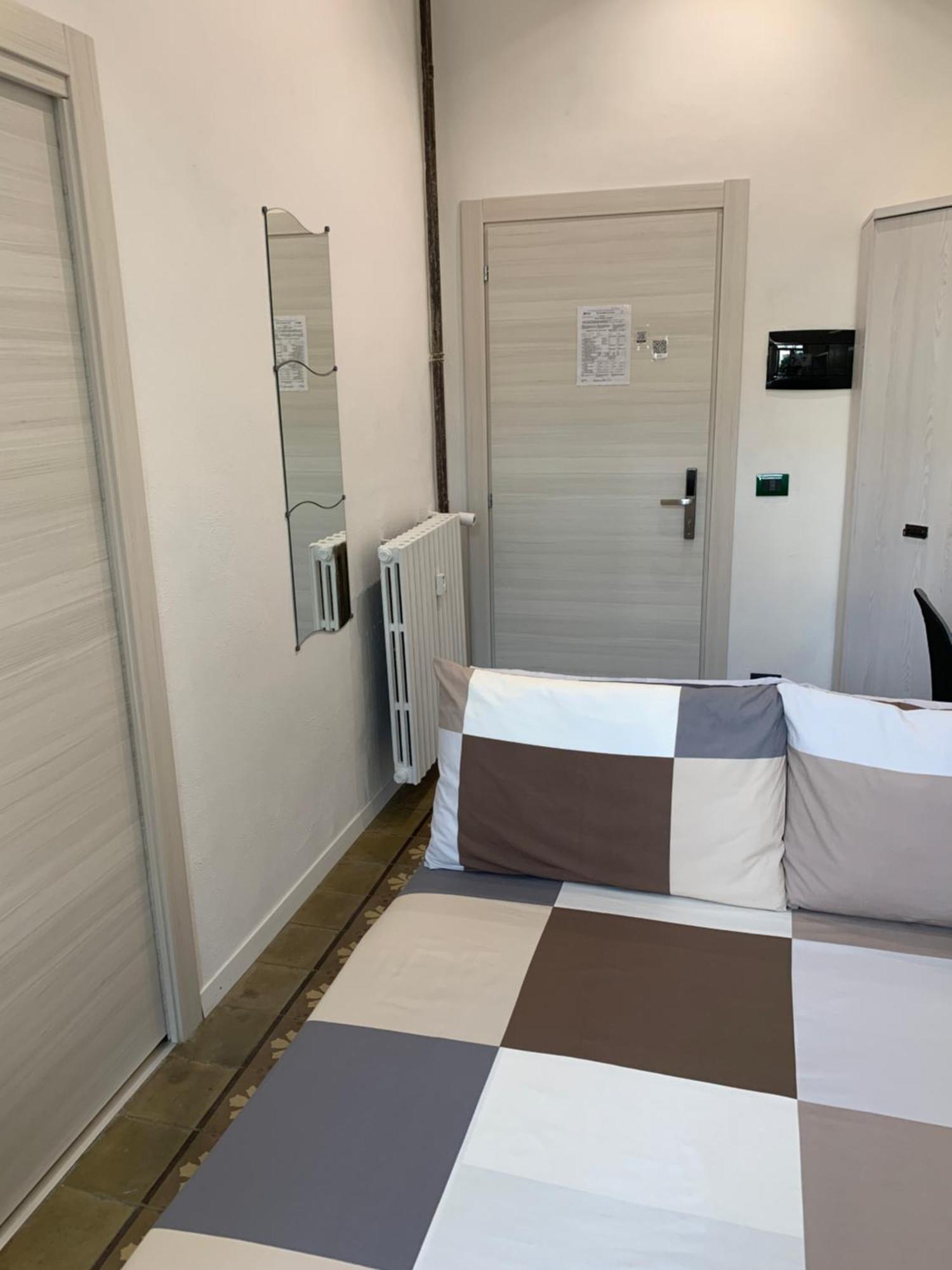 Drooms 4,0 Domotic Smart Self 24H,7 Vicino Treni Porta Susa E Centro Storico Torino Dış mekan fotoğraf