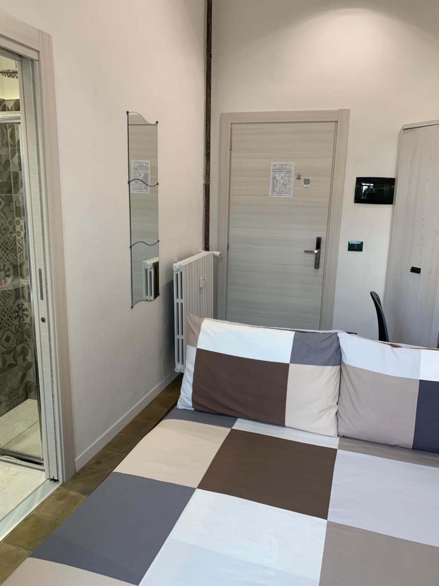 Drooms 4,0 Domotic Smart Self 24H,7 Vicino Treni Porta Susa E Centro Storico Torino Dış mekan fotoğraf